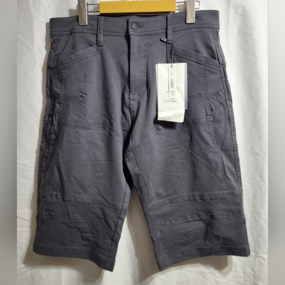 Bungee Flex Mens Cargo Shorts, Size 31